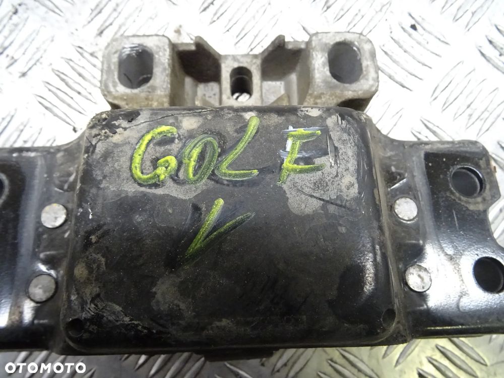 VW GOLF V 1.9TDI PODUSZKA SKRZYNI BIEGÓW 1K0199555 - 2