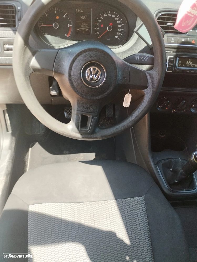 VW Polo - 16