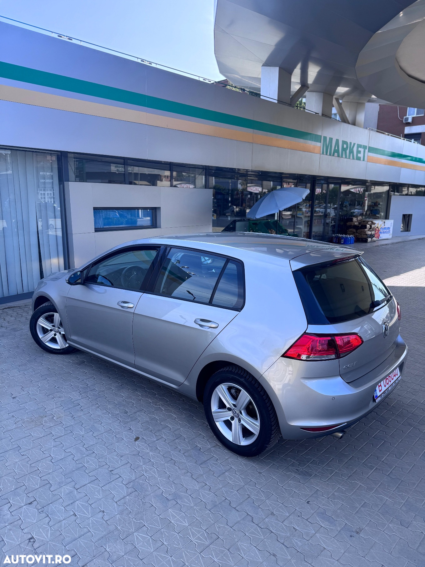 Volkswagen Golf 1.2 TSI BlueMotion Technology Trendline - 16