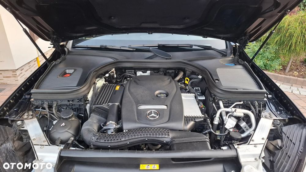 Mercedes-Benz GLC 250 4Matic 9G-TRONIC Exclusive - 16