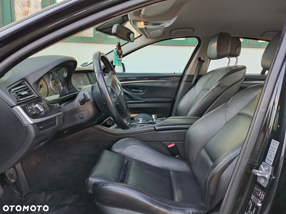 BMW Seria 5 520d Modern Line - 12