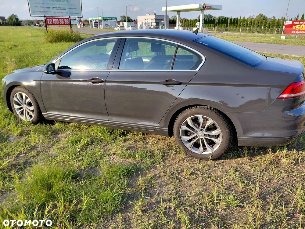 Volkswagen Passat 1.8 TSI BMT Comfortline - 14