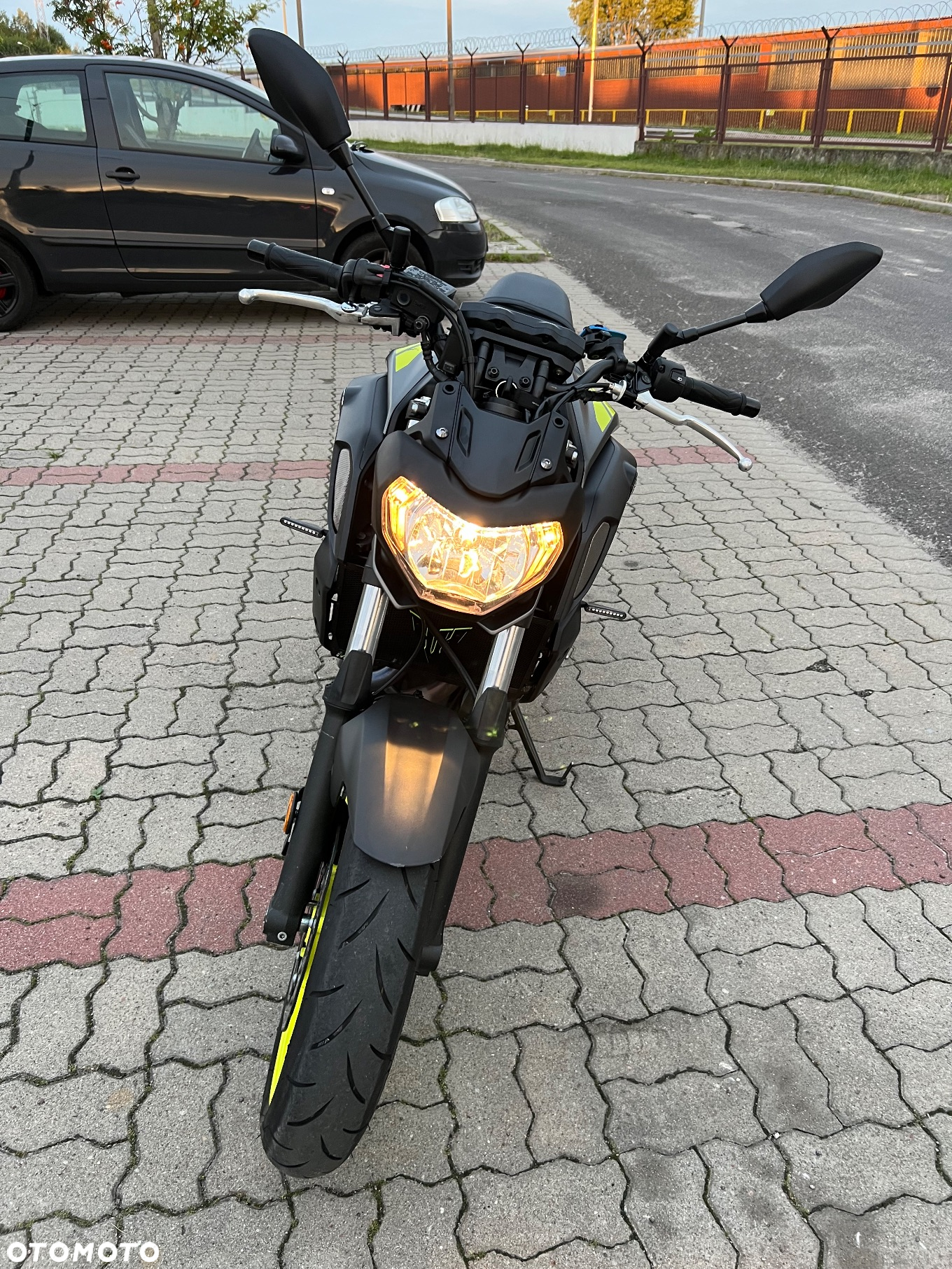 Yamaha MT - 6