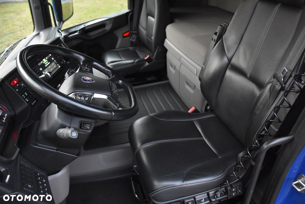 Scania R450 3-OSIOWA / OŚ SKRĘTNA / FIRANA 8.2M / 20 EUROPALET/ NAVI / SKÓRY / RETARDER / KLIMA POSTOJOWA / CAŁA NA PODUSZKACH / WINDA DHOLLANDIA/ AUTOMAT / STAN IDEALNY !! - 27