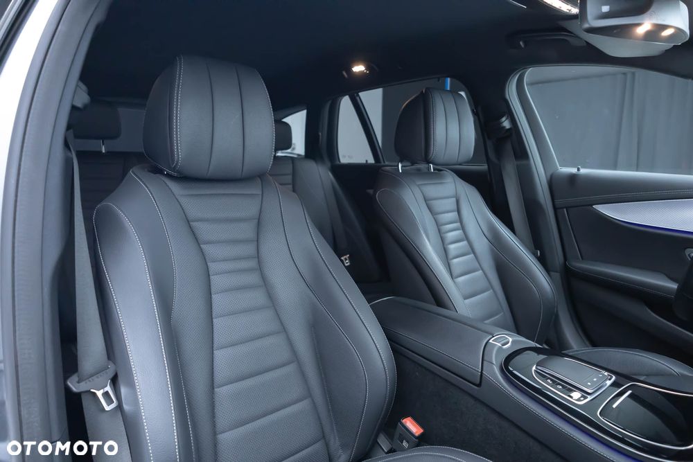Mercedes-Benz Klasa E 300 de 4-Matic Avantgarde - 37