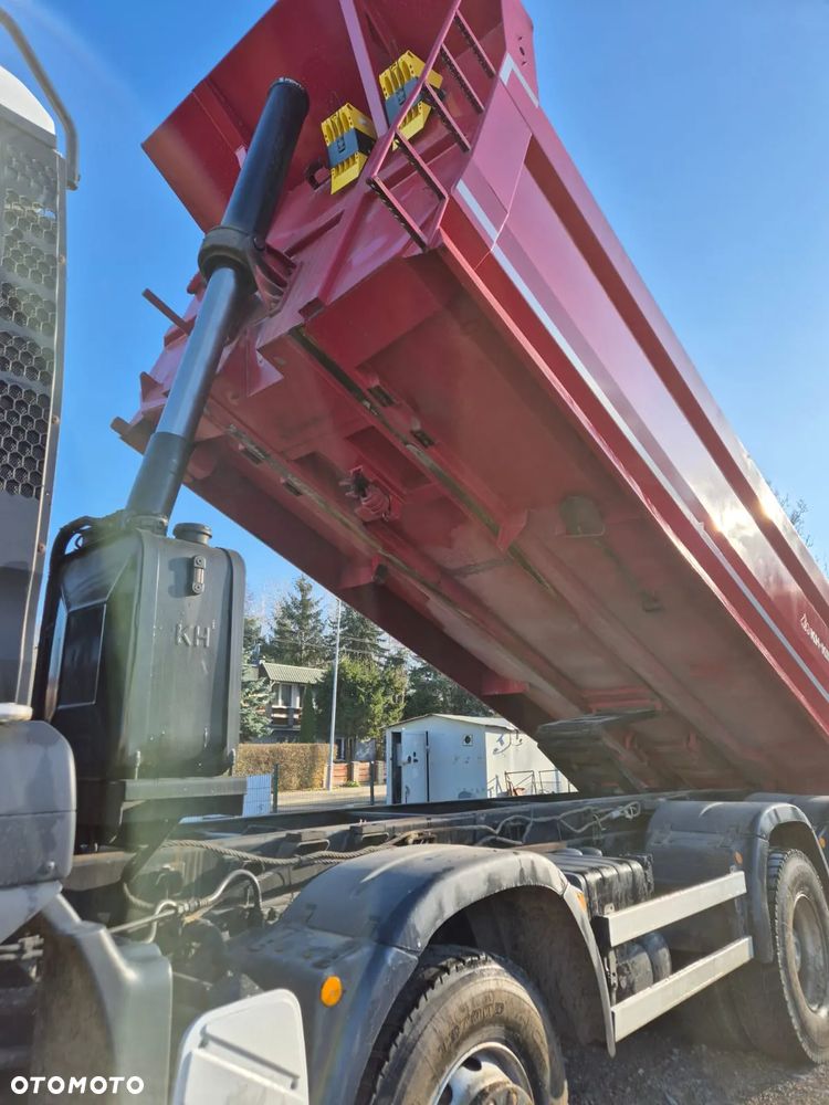 MAN TGS 440 napęd 8x8 - 32