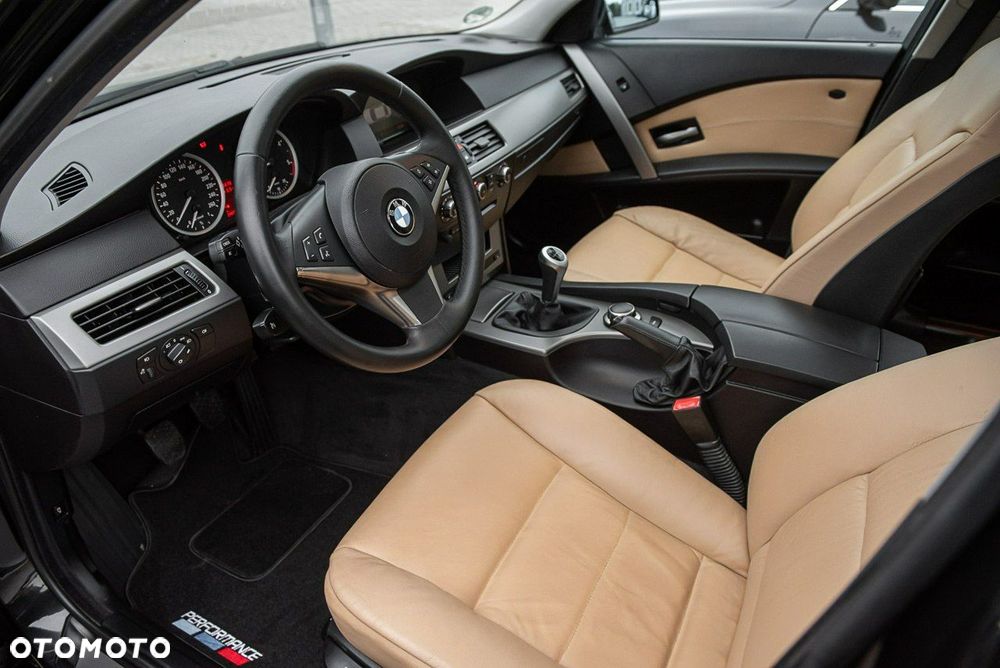 BMW Seria 5 520d Special Edition - 6
