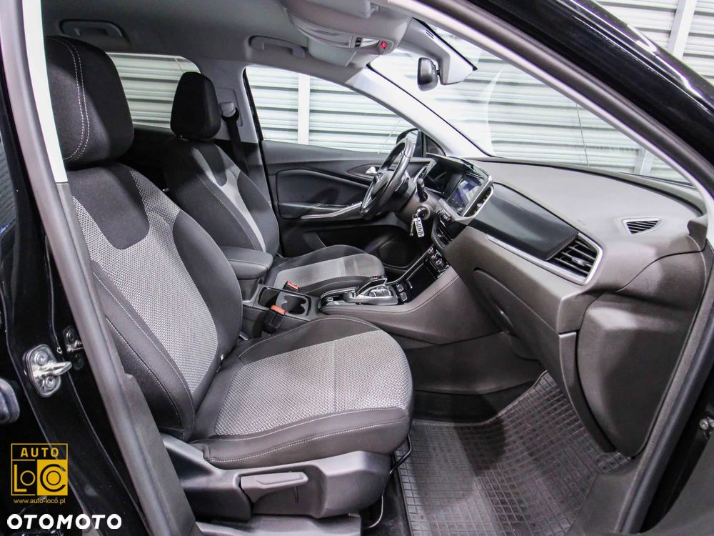 Opel Grandland X 1.2 T GPF Edition S&S - 10