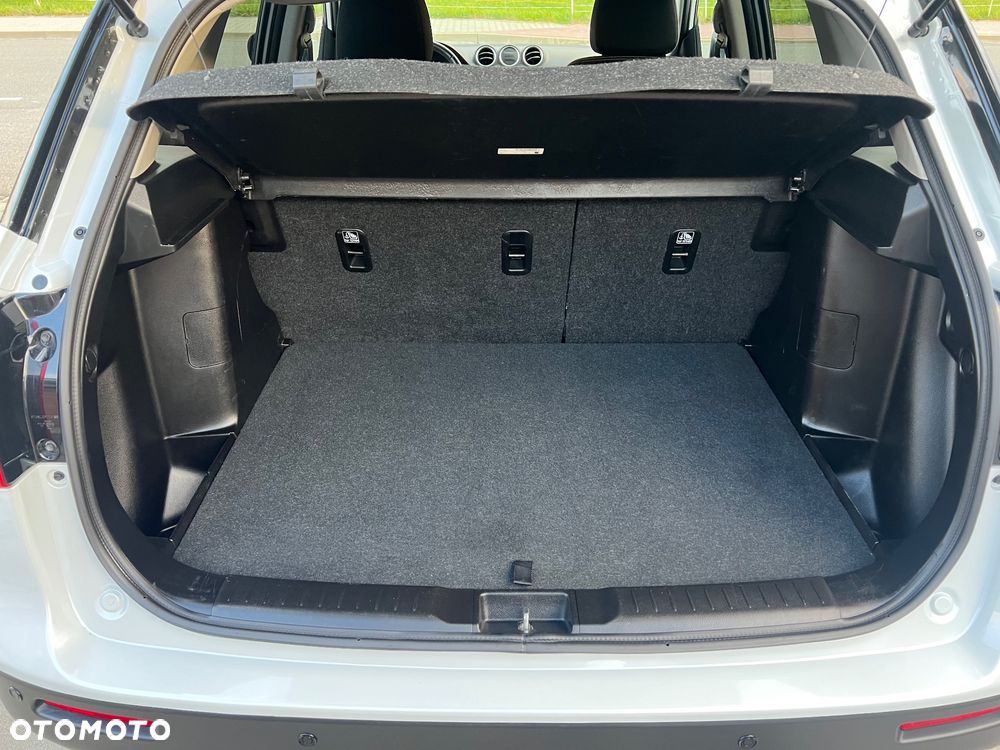 Suzuki Vitara 1.0 Boosterjet Premium 4WD - 26