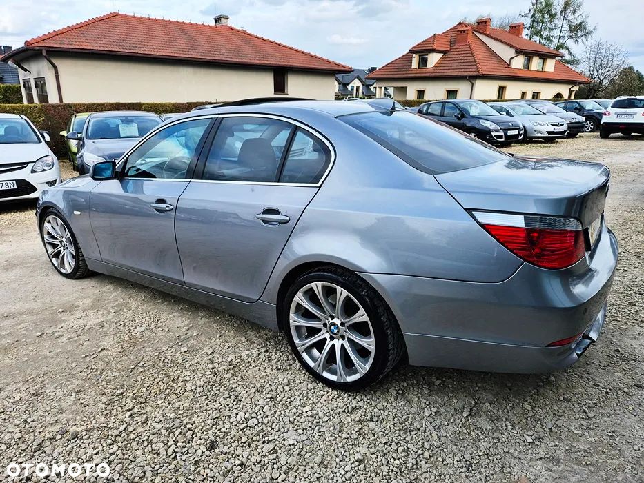 BMW Seria 5 523i - 20