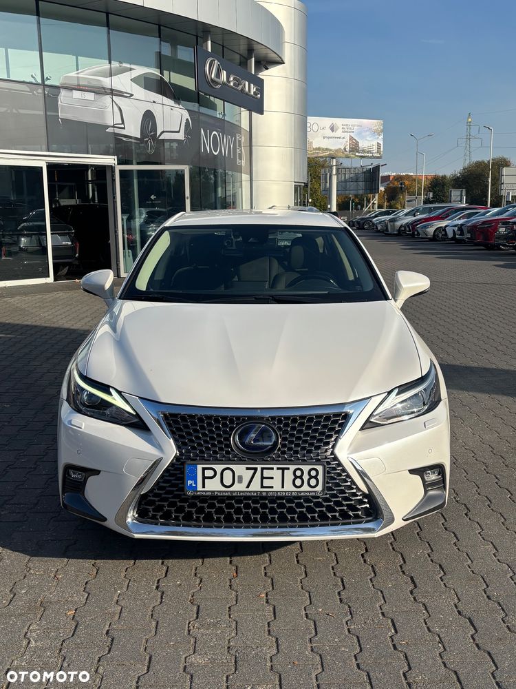 Lexus CT - 2