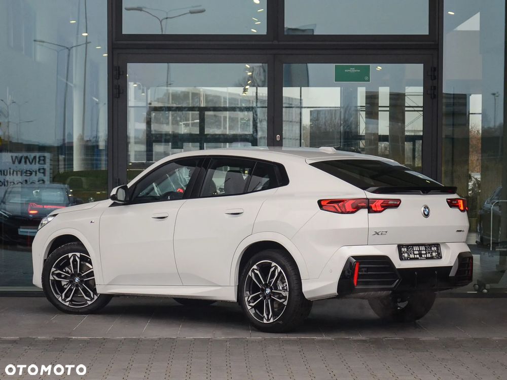 BMW X2 sDrive18d M Sport - 8