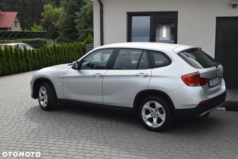 BMW X1 sDrive18i xLine - 6