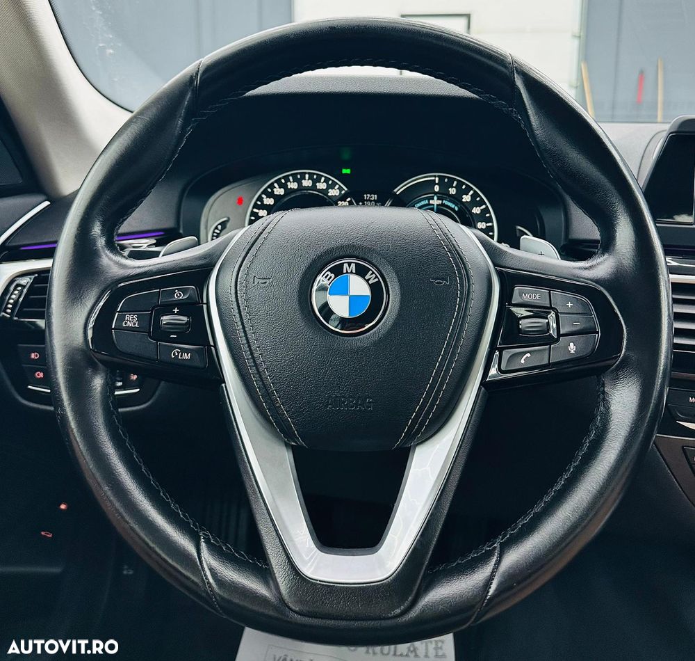 BMW Seria 5 - 35