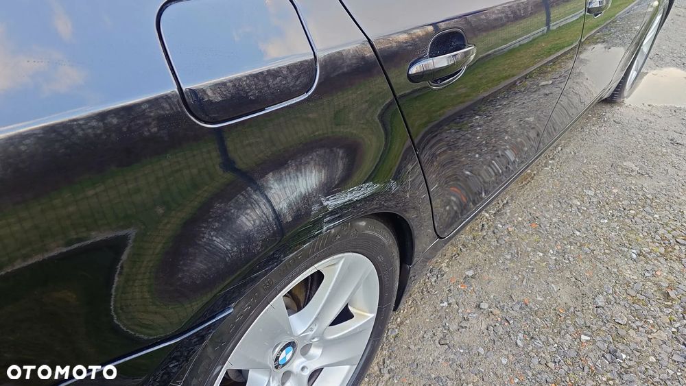 BMW Seria 5 525d - 14