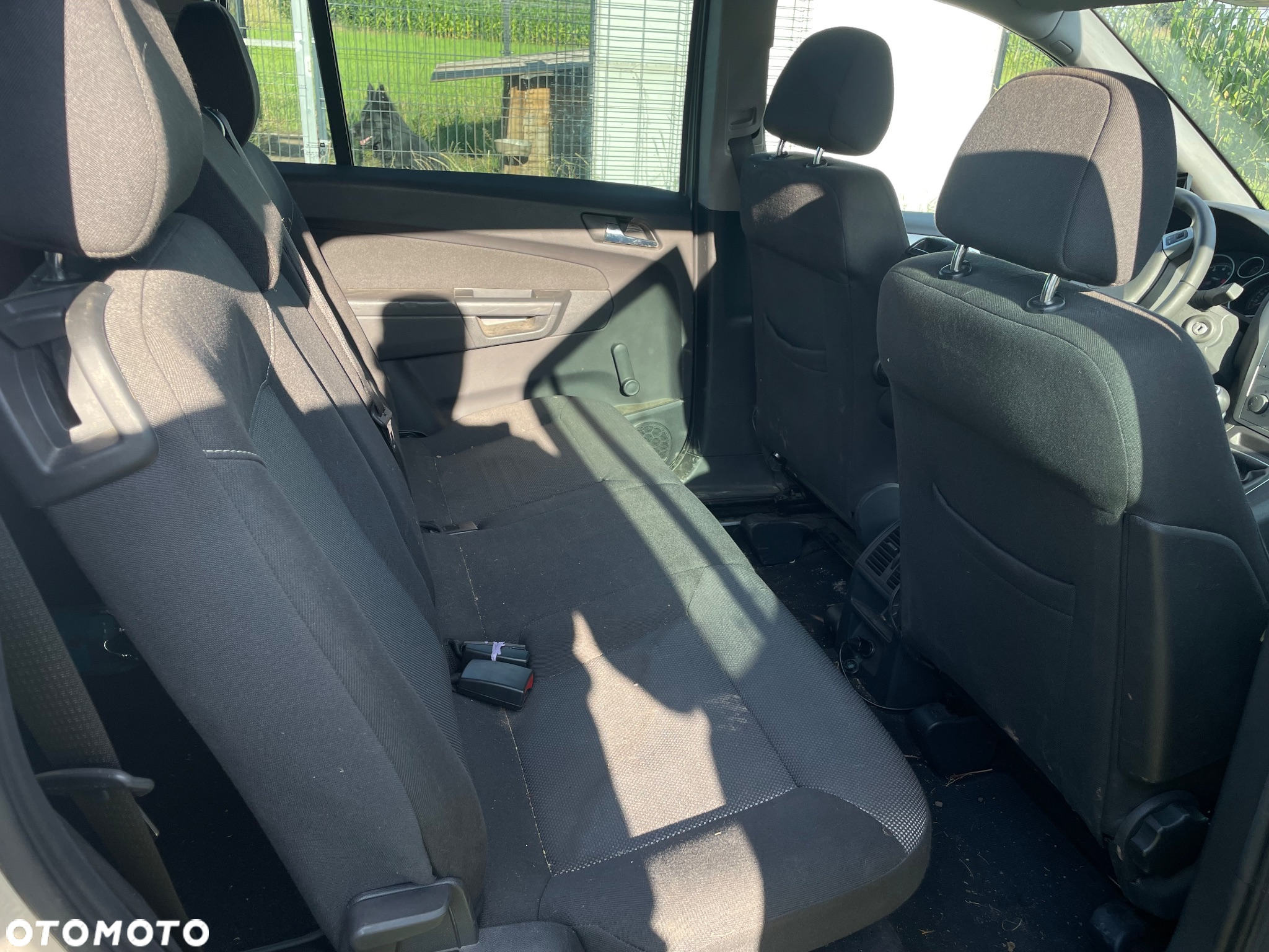 Opel Zafira - 10