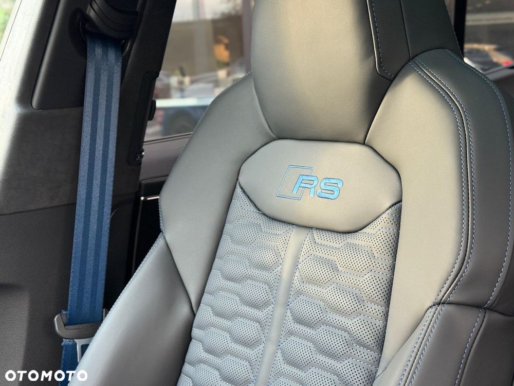 Audi RS Q8 - 31
