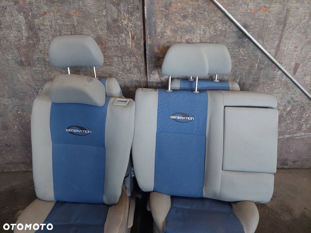 FOTELE KOMPLET LEWY PRAWY KANAPA TYŁ VOLKSWAGEN GOLF IV 3D - 3