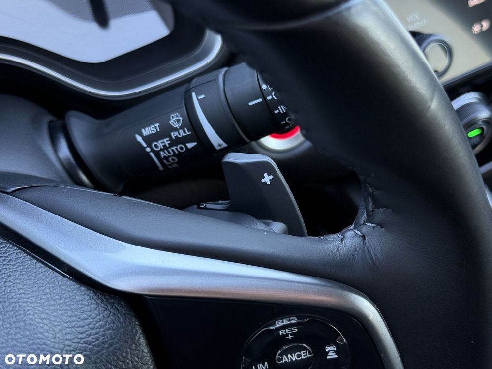 Honda CR-V 1.5 Lifestyle (Honda Connect+ / 7 os.) CVT - 27