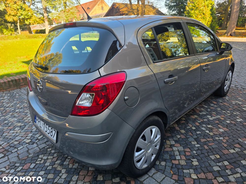 Opel Corsa 2011 photo 5