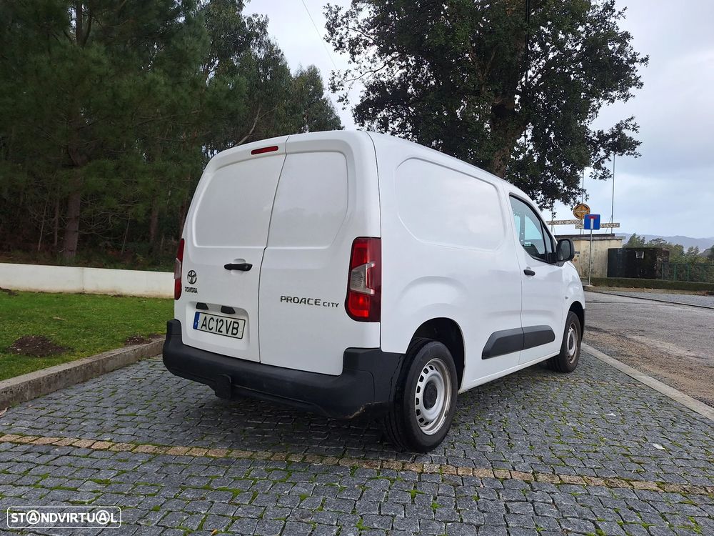 Toyota Proace city - 9