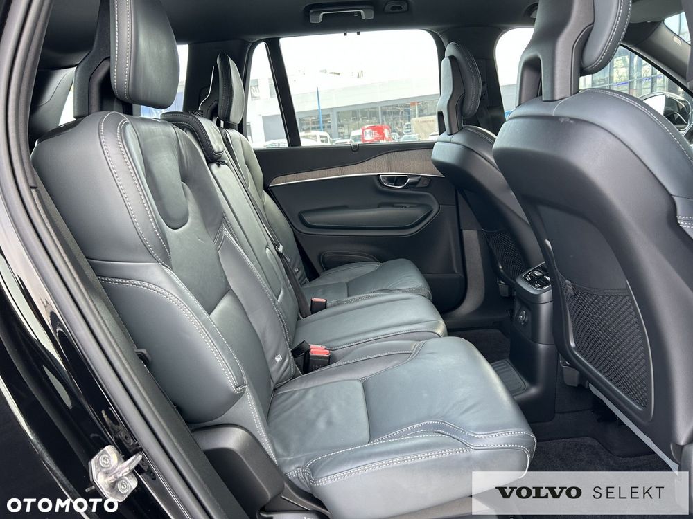 Volvo XC 90 - 31