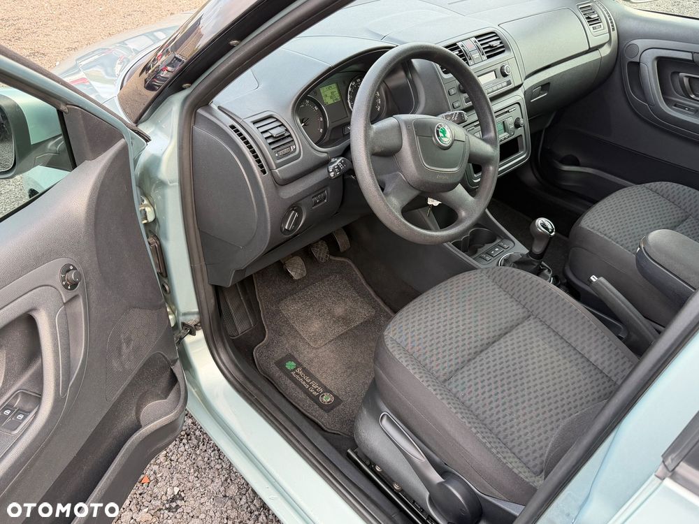 Skoda Fabia - 23