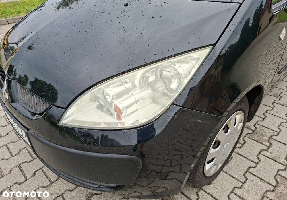 Mitsubishi Colt - 4