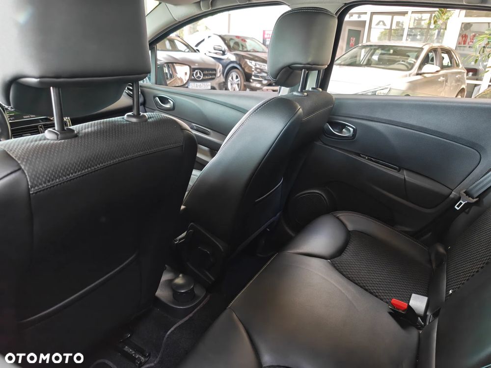 Renault Clio ENERGY TCe 120 INTENS - 16
