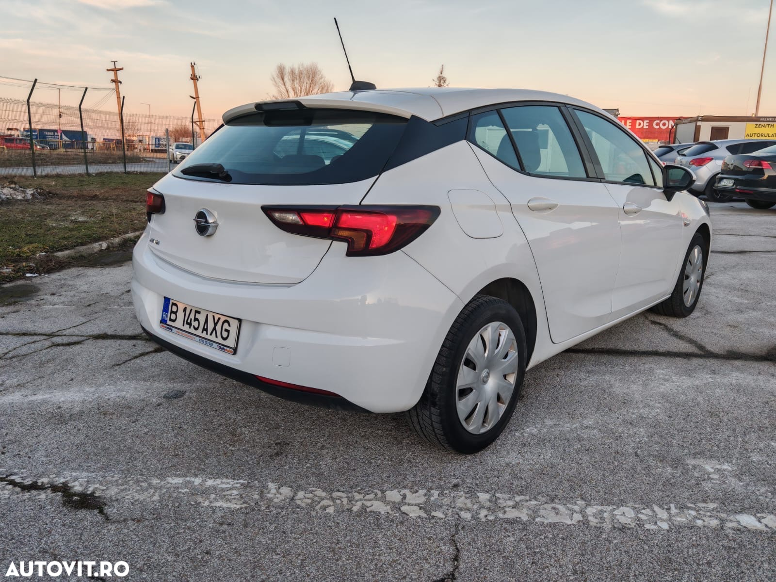 Opel Astra 1.4 ECOTEC Active - 4