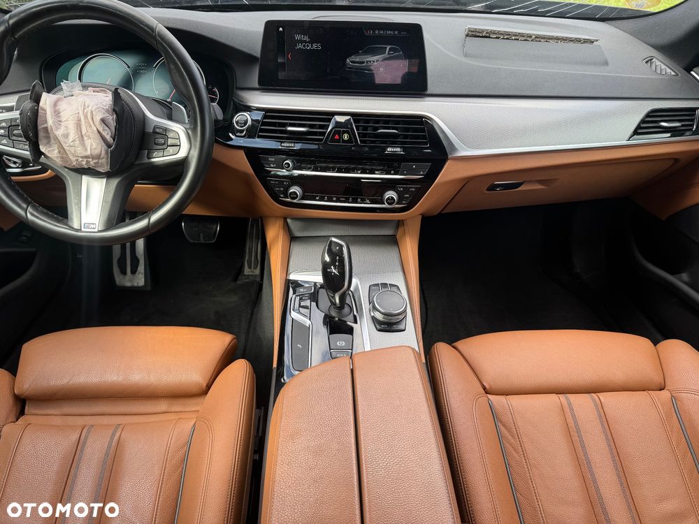 BMW Seria 5 520d M Sport Edition - 17