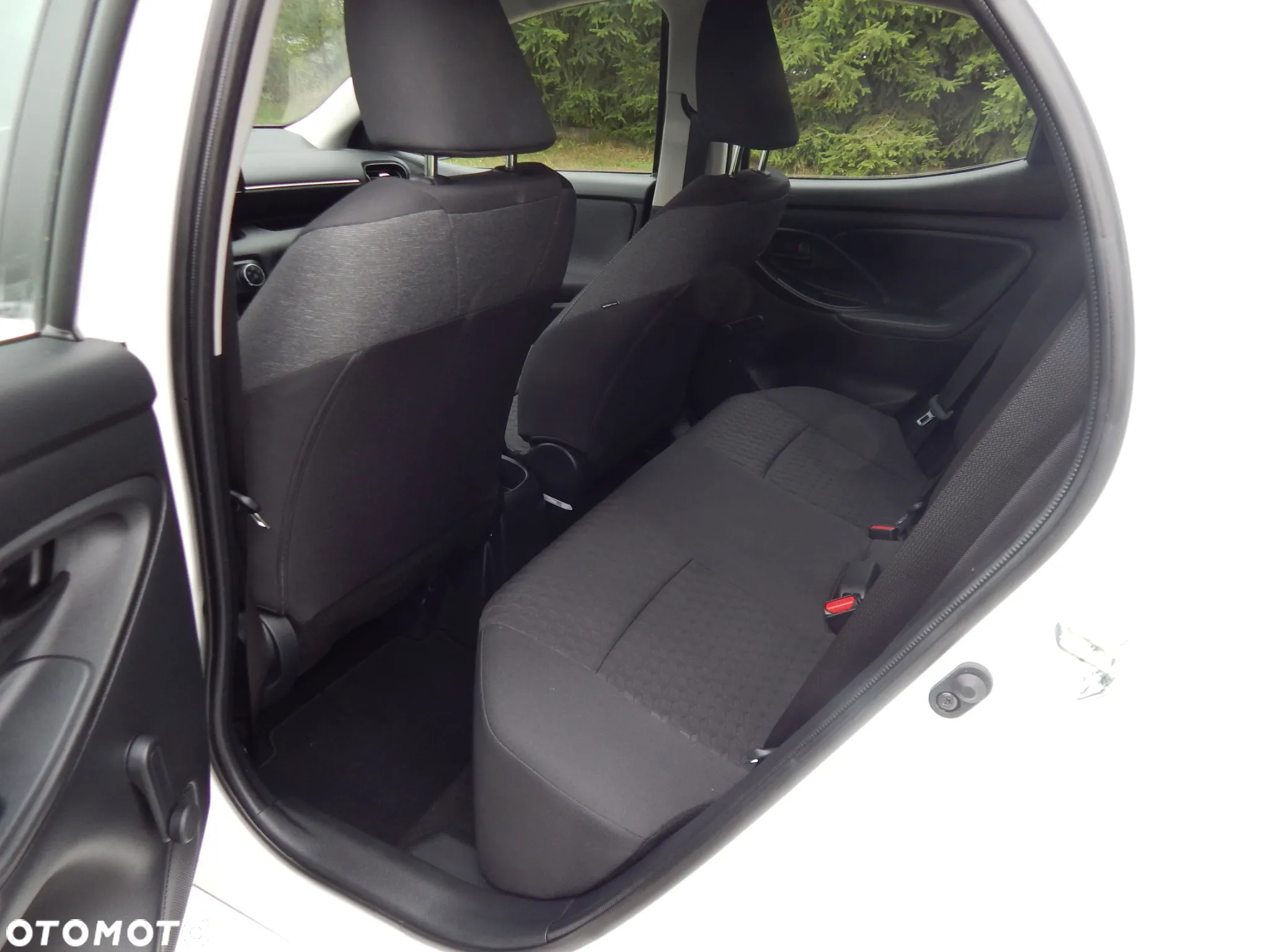 Toyota Yaris 1.0 Comfort - 13