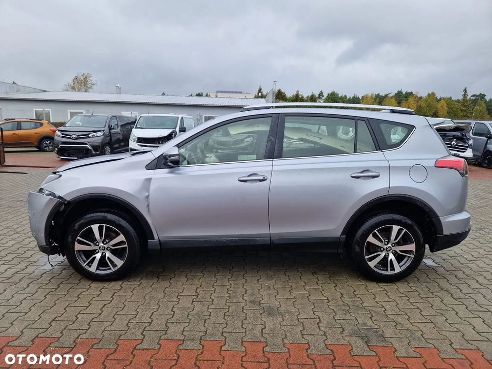 Toyota RAV4 2.0 D-4D Premium 4x2 - 9