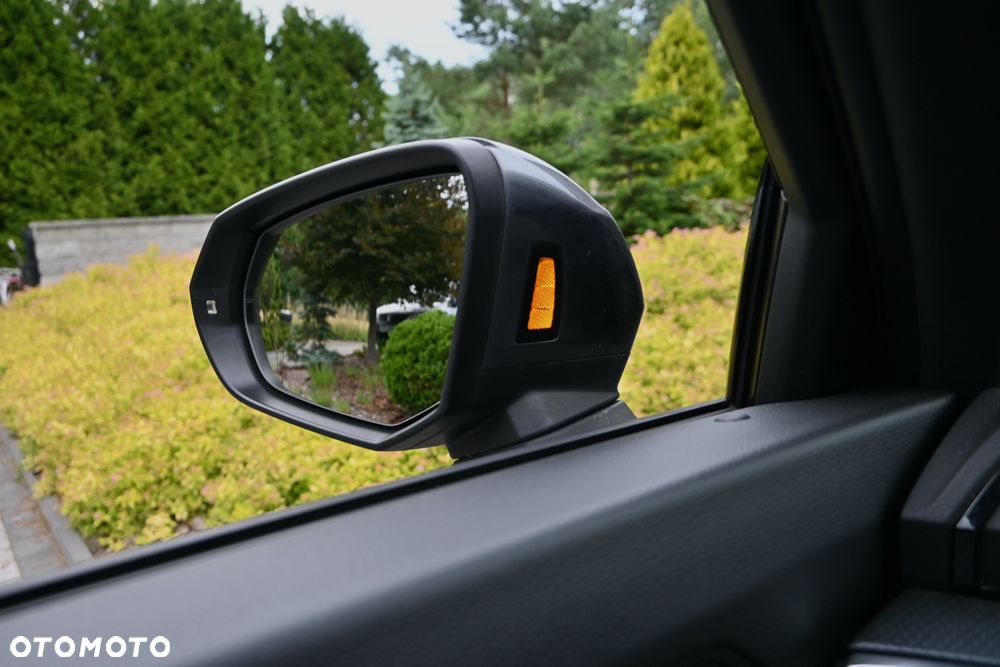 Audi Q3 35 TDI Quattro S tronic S line - 36