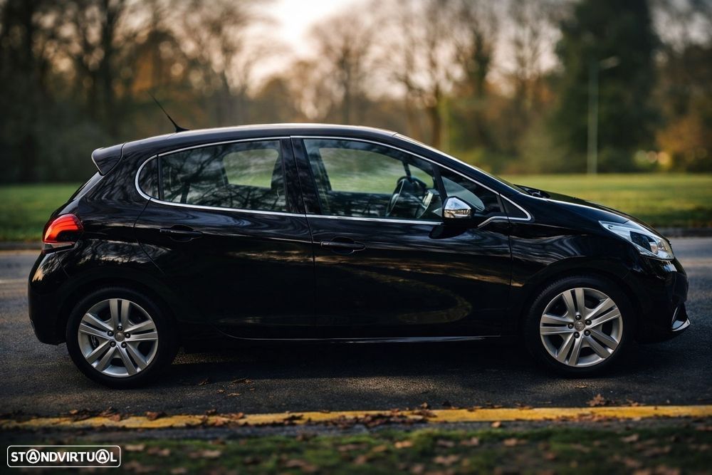 Peugeot 208 1.6 BlueHDi Allure - 21