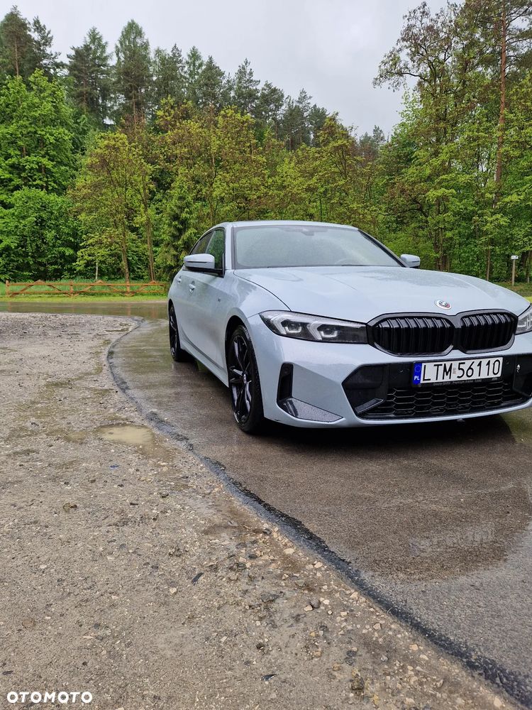 BMW Seria 3 330i xDrive M Sport - 25