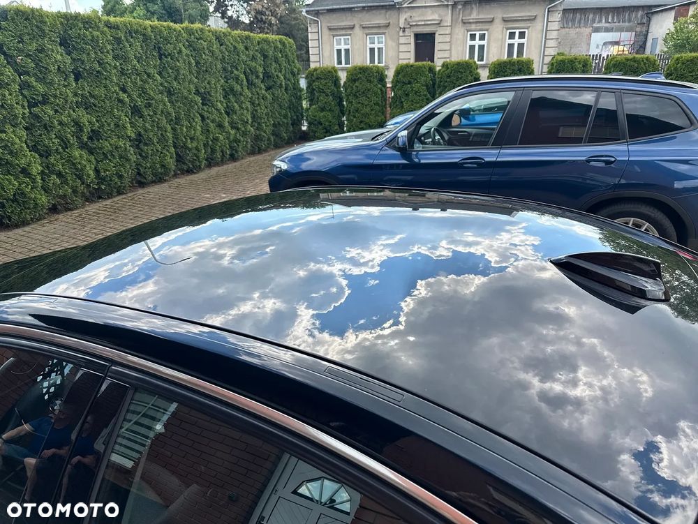 BMW Seria 3 320d Efficient Dynamics Luxury Line - 15