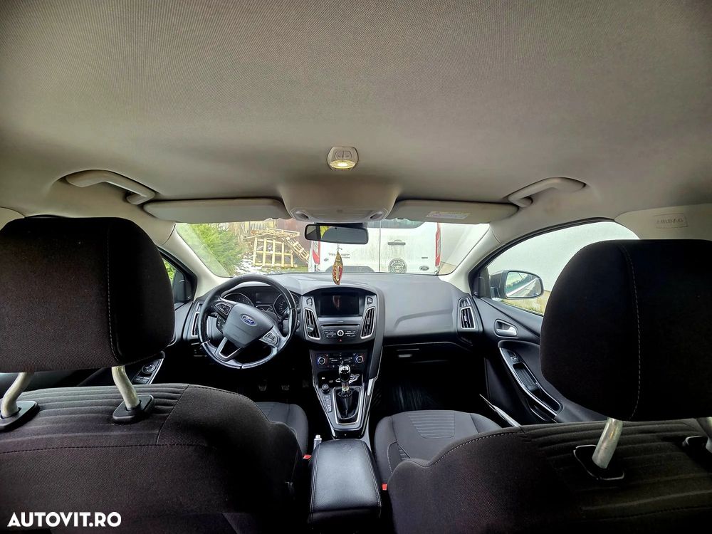 Ford Focus 1.5 TDCi Titanium - 12