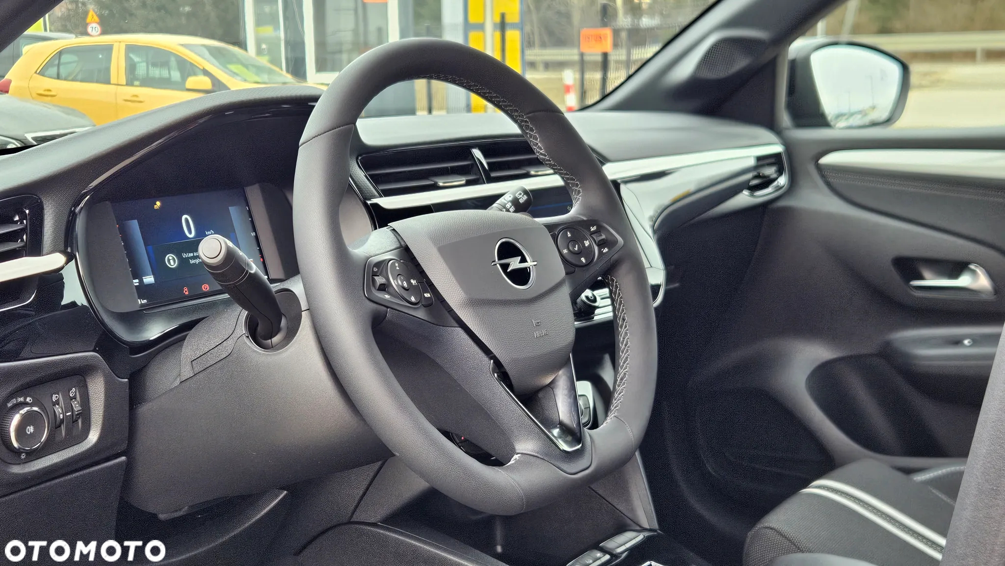 Opel Corsa 1.2 GS S&S - 12