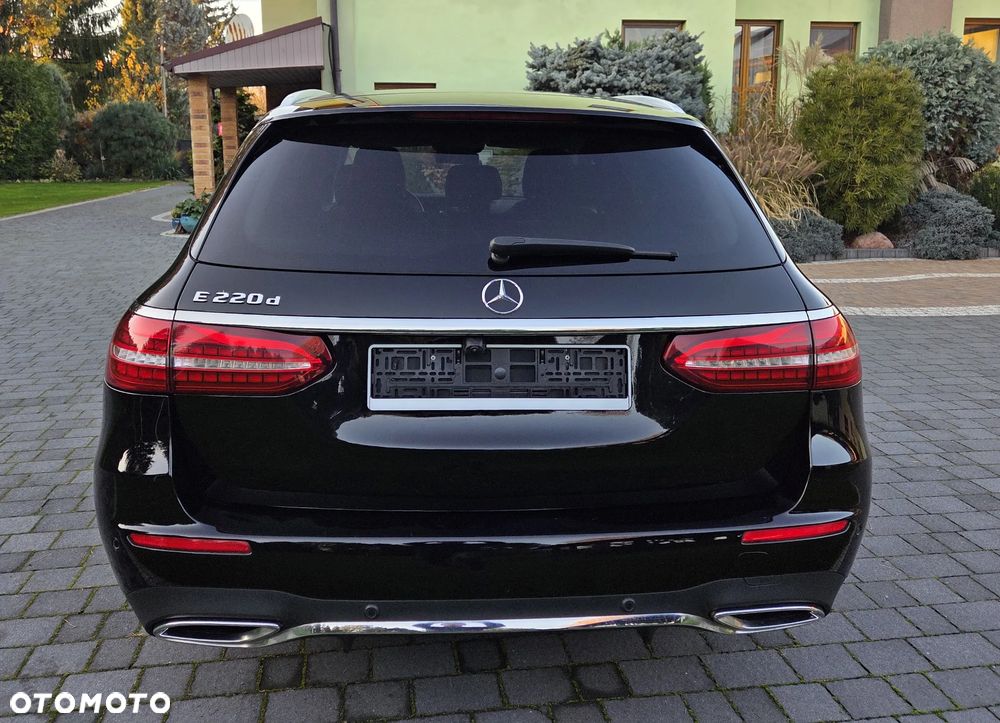 Mercedes-Benz Klasa E 220 d 9G-TRONIC AMG Line - 7