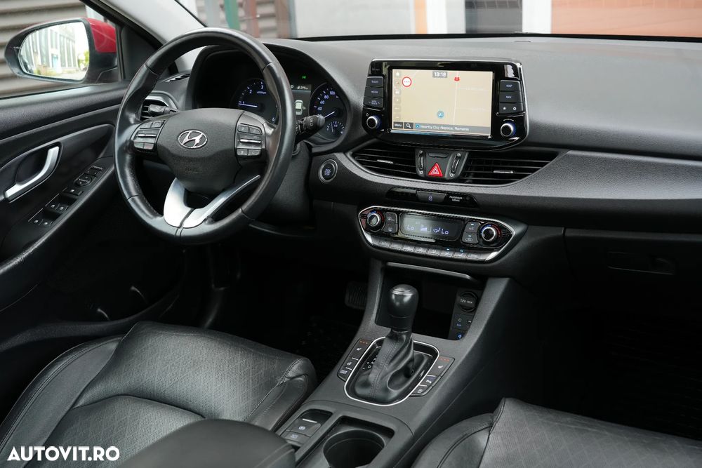 Hyundai i30 1.6 CRDI DCT Premium - 11