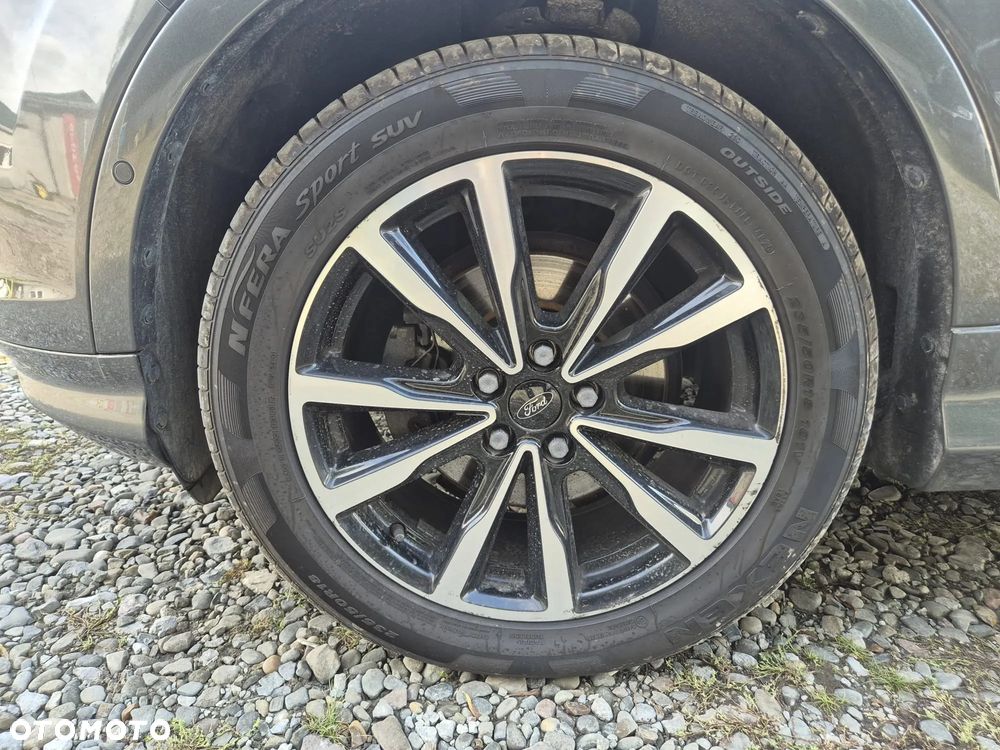 Ford Kuga 1.5 EcoBoost 2x4 ST-Line - 11