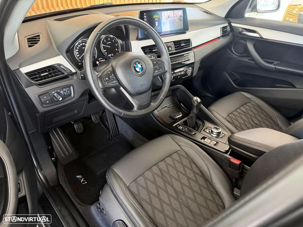 BMW X1 16 d sDrive Line xLine - 23