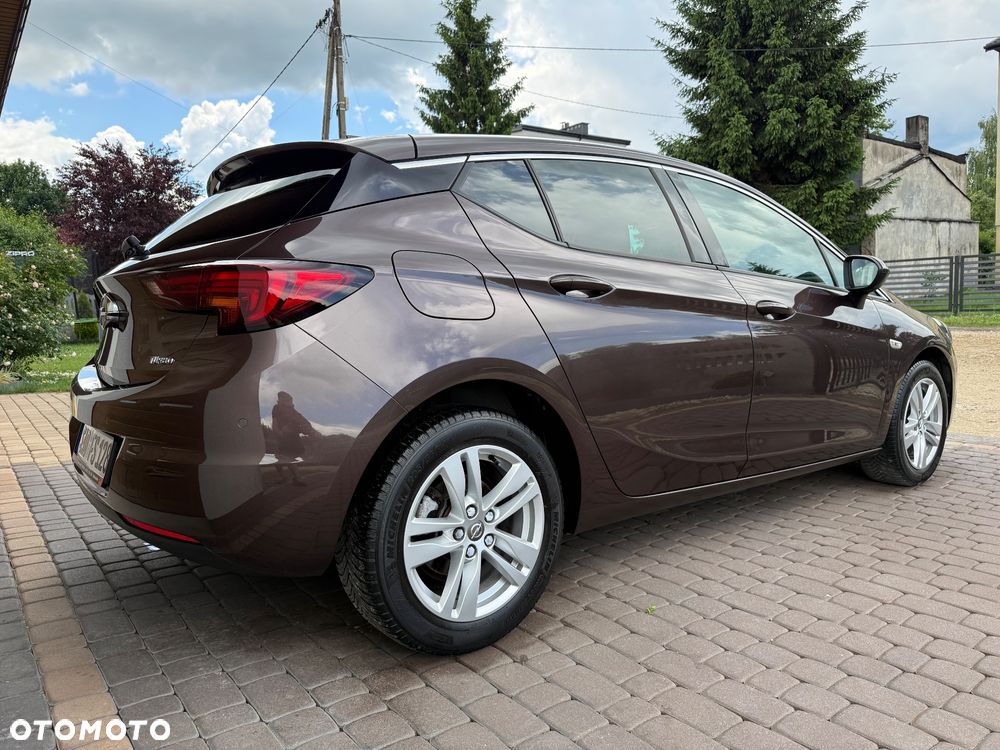 Opel Astra 1.4 Turbo Innovation - 9