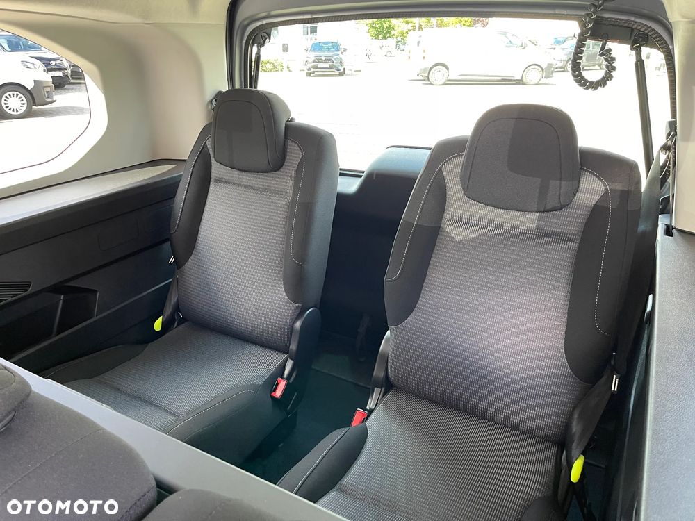 Toyota Proace City Verso 1.5 D-4D VIP - 22