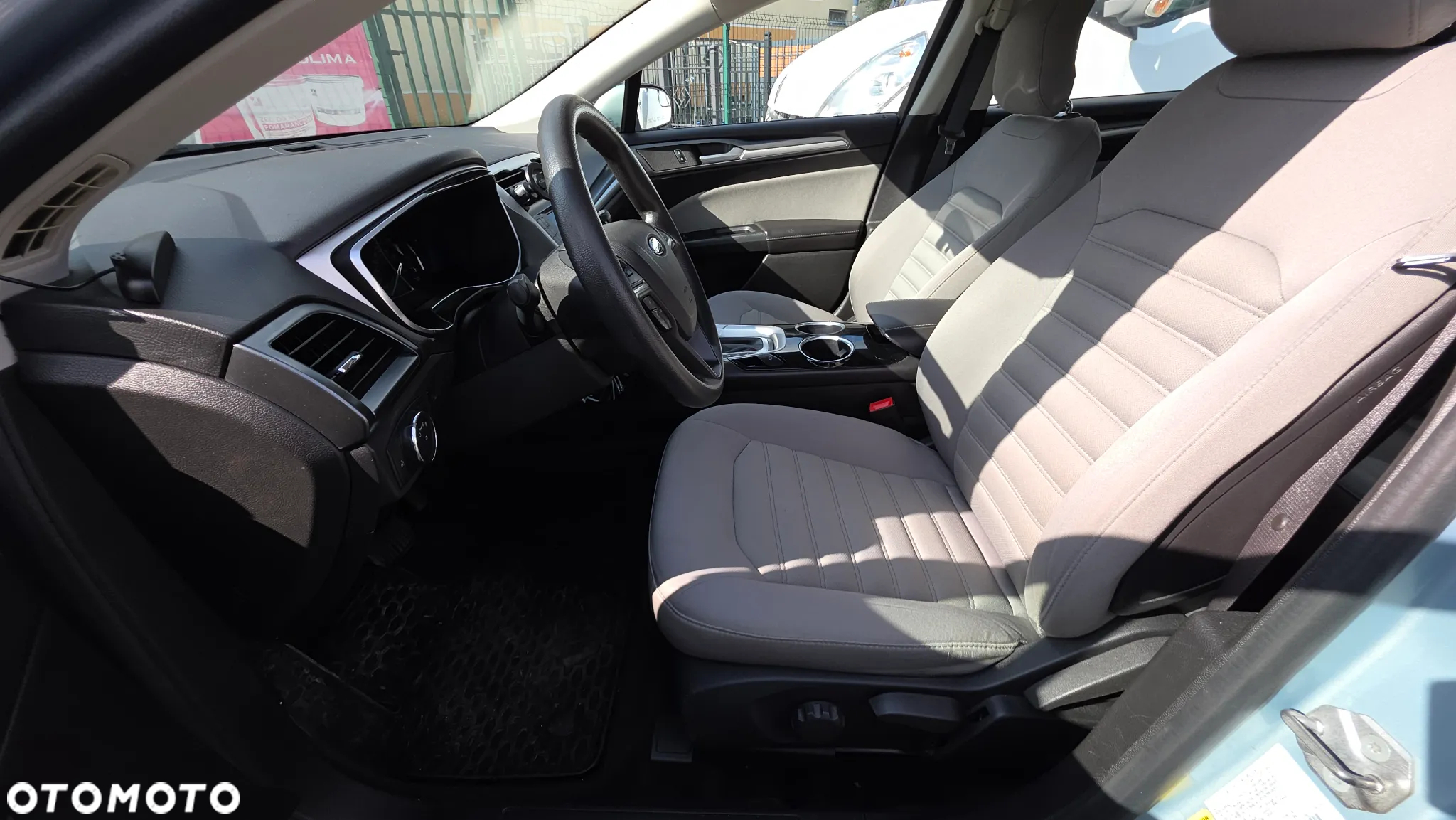 Ford Mondeo - 8