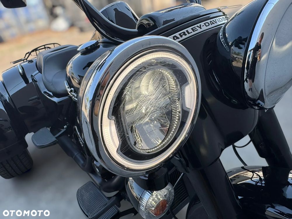 Harley-Davidson Trike Freewheeler - 16
