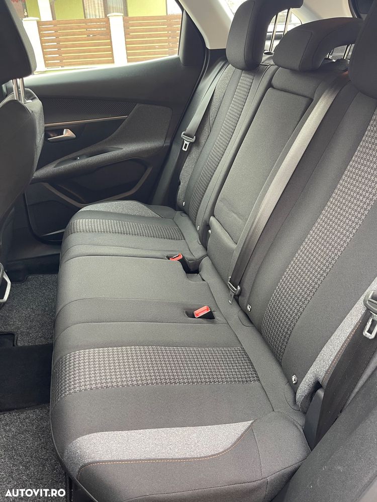 Peugeot 3008 BlueHDi 130 Stop & Start EAT8 Active - 7