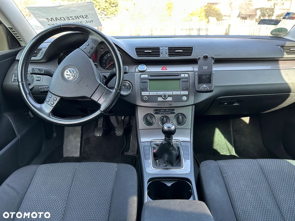 Volkswagen Passat 1.9 TDI DPF Trendline - 5