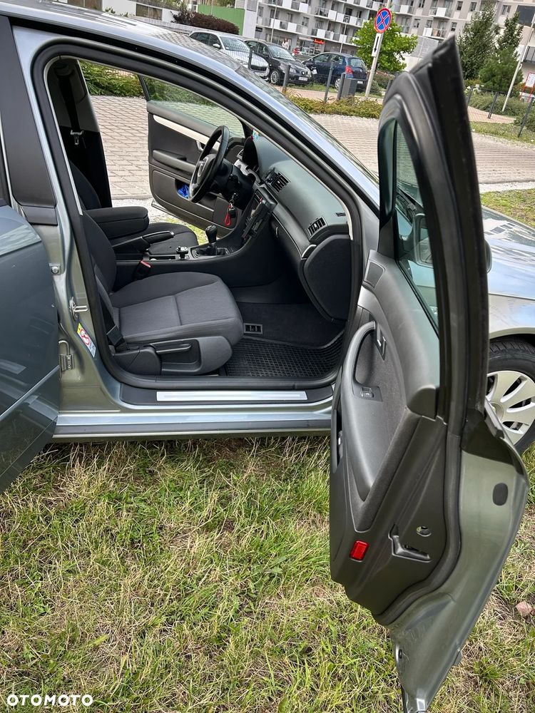 Audi A4 Limousine 2 - 17